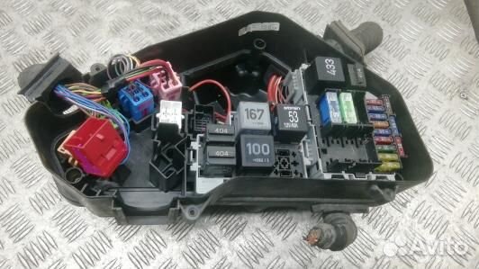 Блок предохранителей porsche cayenne 1 (KVN01M102)