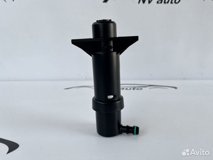 Mazda 3 BK форсунка омывателя фар 06-08