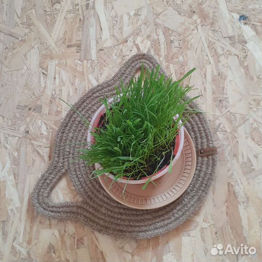 Коврик из джута