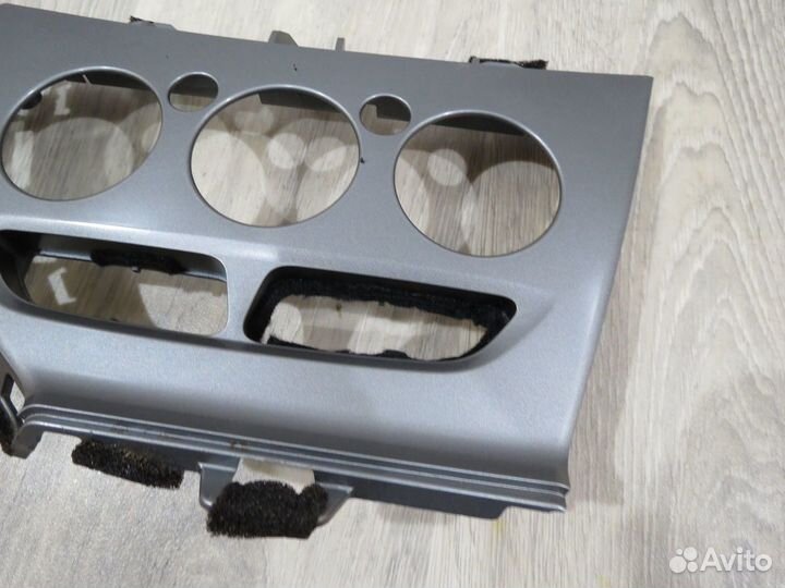 Накладка торпедо Ford Focus 3