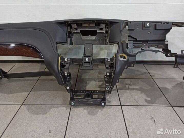 Торпедо Nissan Fuga Y51 VQ25HR 2010