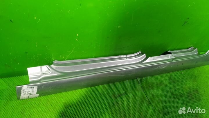 Порог ремонтный Volkswagen Golf 6 08-12 4дв