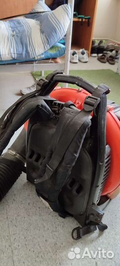 Бензиновая воздуходувка ранцевая