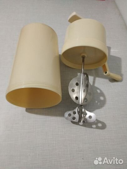 Сепаратор ручной 2 литра