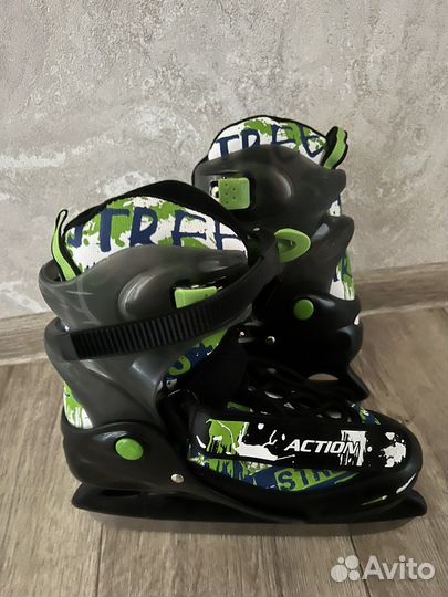 Коньки ледовые