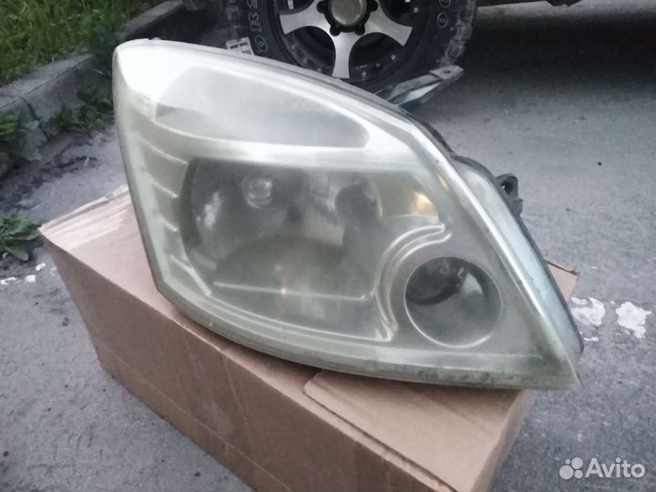 Фара правая hover н2