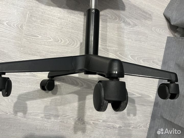 Компьютерный стул Икея