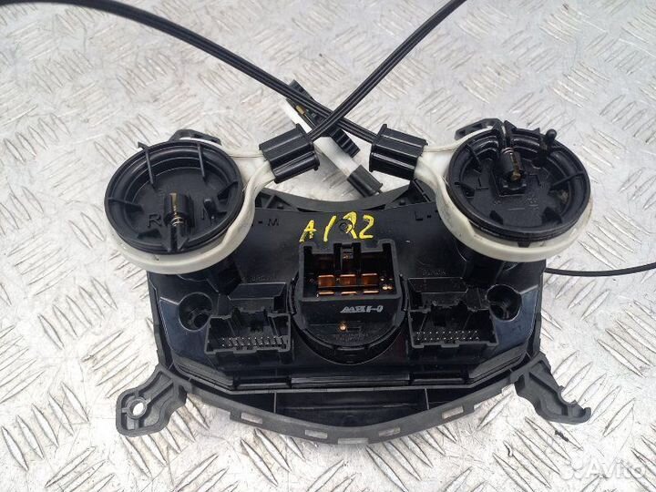 Блок управления печкой Chevrolet Aveo 2 T300 1.6