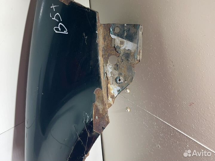 Крыло переднее правое vw passat B5+