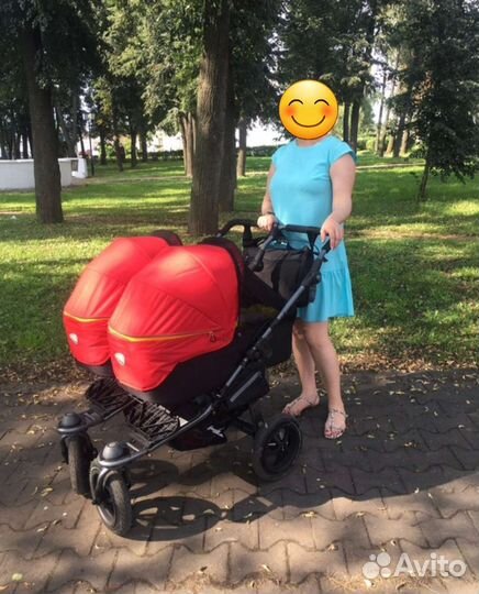 Коляска для двойни