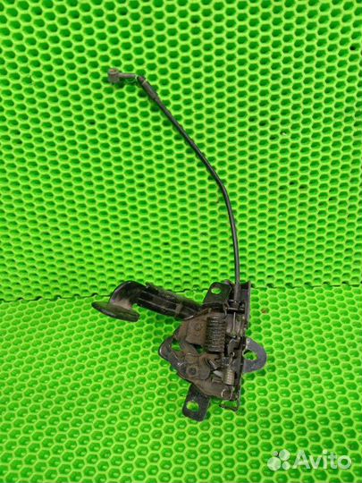 Замок капота Hyundai Solaris