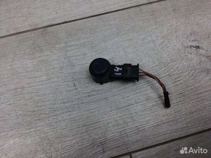 Датчик парктроника Volkswagen Passat универсал