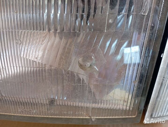 Фара Тойота прадо передняя