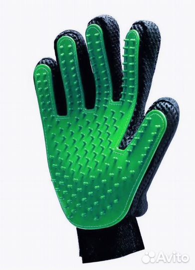 Перчатка для вычесывания шерсти животных