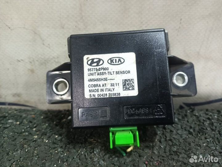 Датчик положения кузова Kia Sorento XM 2.2L diesel