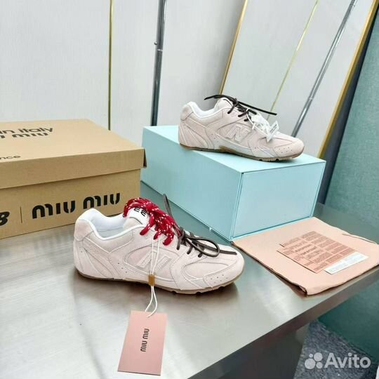 Свитер New Balance Miu Miu