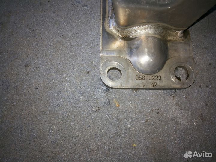 Porsche Panamera усилитель заднего бампера