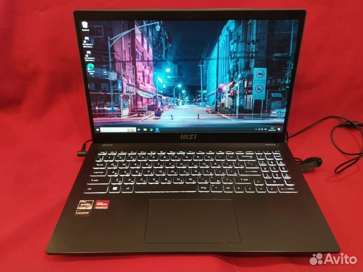 Ноутбук MSI Modern 15 B5M-001XRU 8GB 256GB