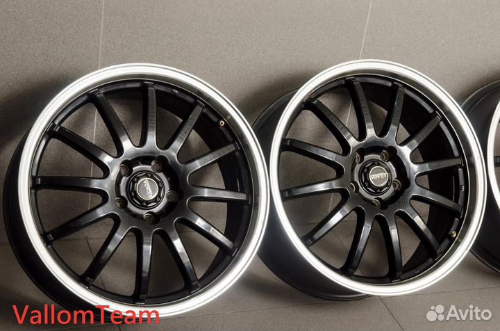 Лот KA6294 Фирменные 18-е диски scada