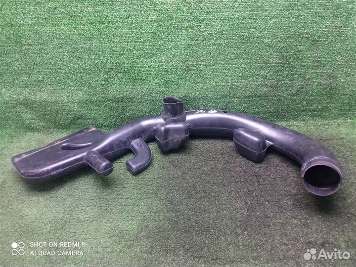 Воздухозаборник (внутри) Nissan Qashqai (J10) 200