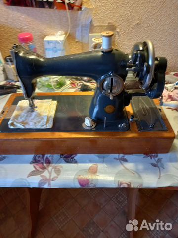 Швейная машина подольская