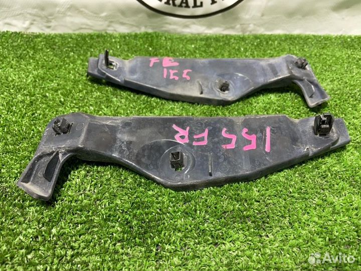 Крепление бампера переднее Toyota Caldina ST246 3S