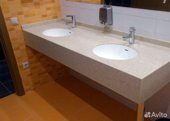 Столешница для ванной из искусственного камня