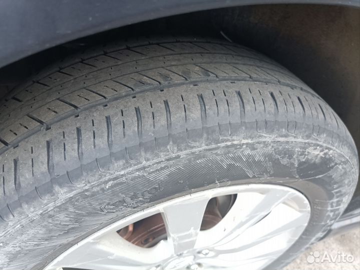Hankook Dynapro HP2 RA33 215/60 R17