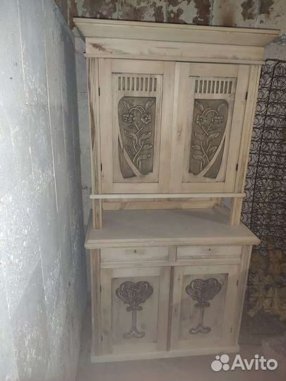 Антикварный буфет