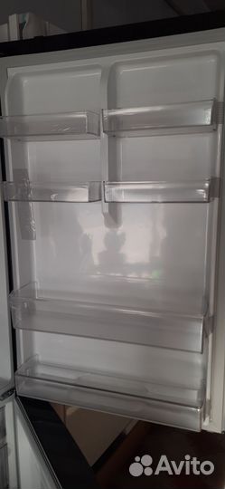 Холодильник LG