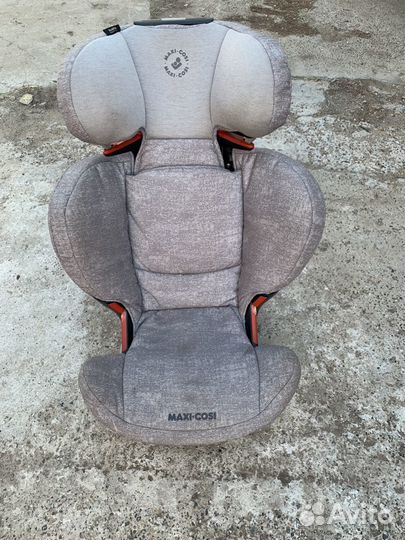 Детское автокресло Maxi Cosi Rodifix Airprotect