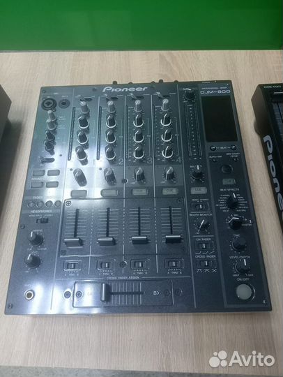 Новый Pioneer DJM-800