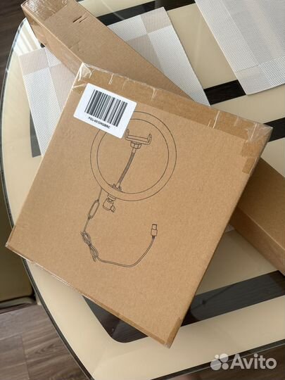 Кольцевая лампа со штативом новая