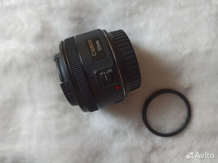 Объектив Canon EF 50mm f/1.8 STM