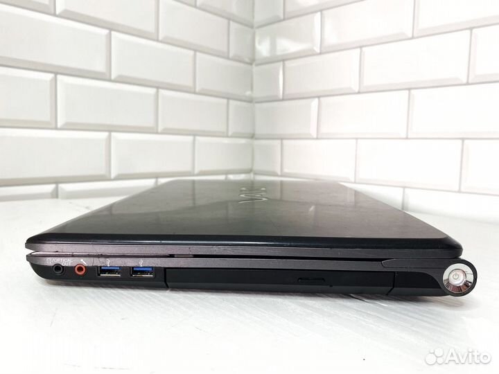 Ноутбук Sony vpcf1 Core i7