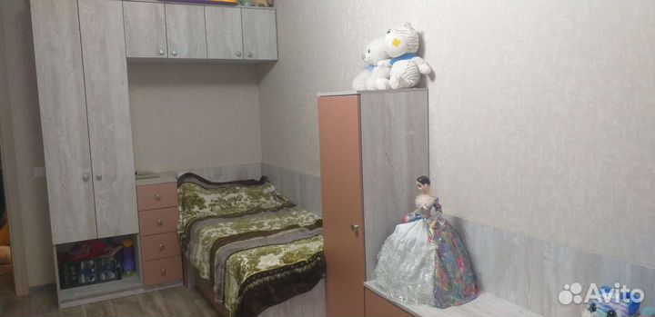 Комплект мебели в детскую комнату для девочки