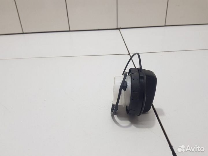 Крышка заливной горловины топливного бака