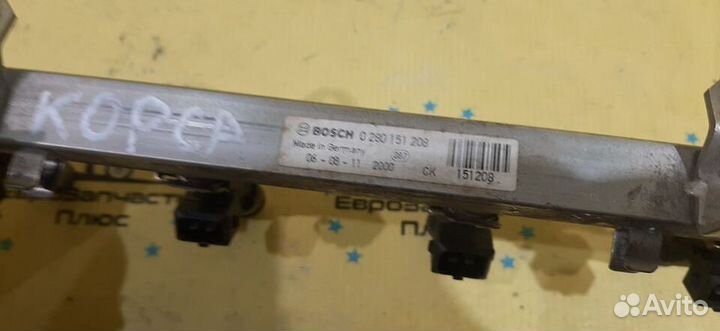 Топливная рампа с форсунка Opel Corsa D