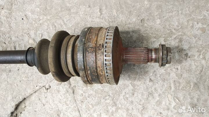 Привод задний Mercedes-Benz W210