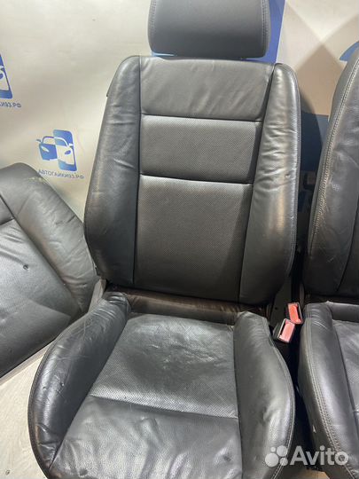 Комплект сидений Opel Astra H GTC