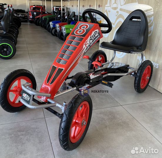 Веломобиль (педальная машинка) от 9 лет
