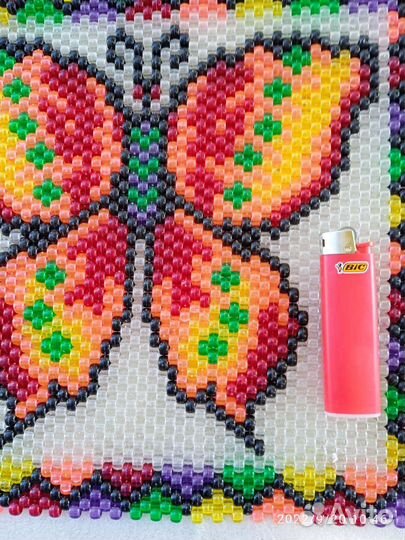 Панно из бусин