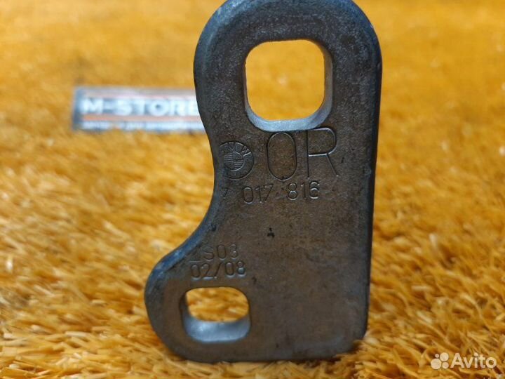 Петля двери передняя правая Bmw 7-Series E65