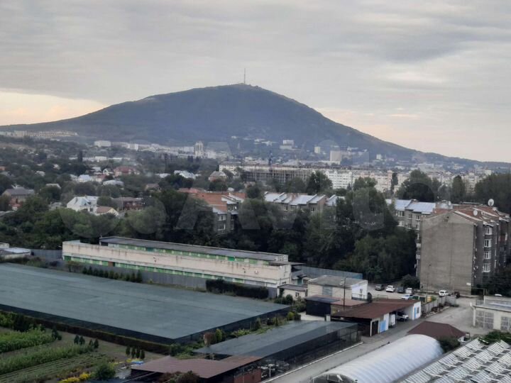 2-к. квартира, 59 м², 10/10 эт.