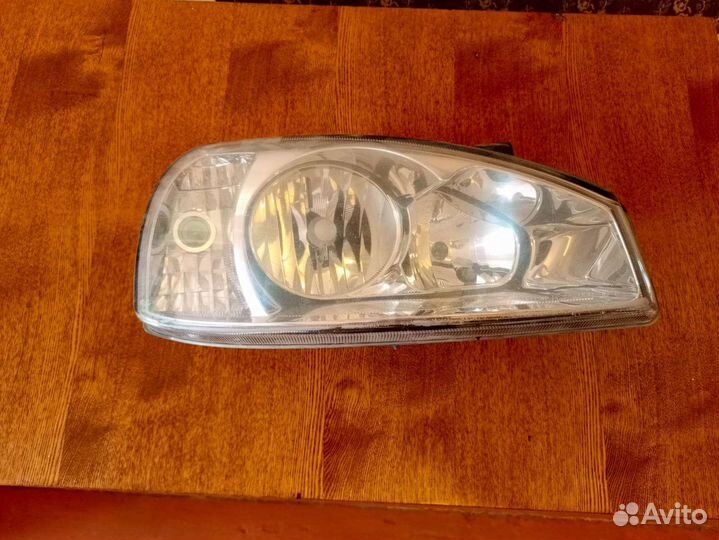Фара правая на лада калина б/у