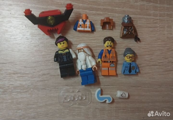 Лего The lego movie минифигурки и детали от них