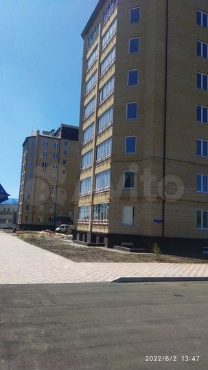 4-к. квартира, 126 м², 1/8 эт.