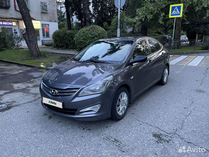 Hyundai Solaris 1.4 AT, 2015, 195 000 км
