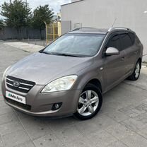 Kia Ceed 1.6 AT, 2009, 422 000 км, с пробегом, цена 630 000 руб.