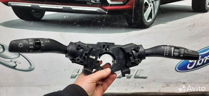 Подрулевой переключатель Kia Carnival универсал
